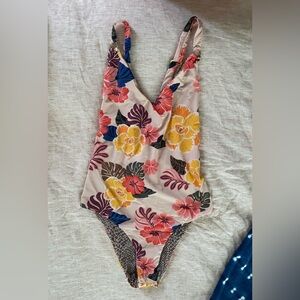 Acacia retro paradise one piece swimsuit, L